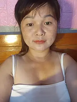 Panda-white online show from November 9, 2025, 4:38 am