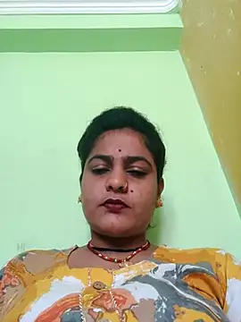 Snapshot of Cuty_anjali chatting on November 5, 2025, 5:43 am Cuty anjali online show from November 5, 2025, 5:43 am