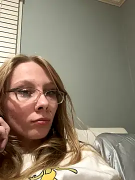 Snapshot of Witness_Us chatting on November 4, 2025, 7:12 am Witness Us online show from November 4, 2025, 7:12 am