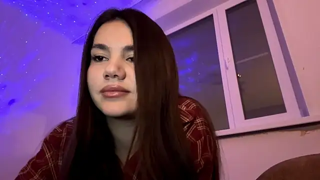 Priscillla Cute online show from November 17, 2025, 3:05 pm