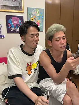 Snapshot of ippei0001 chatting on April 29, 2026, 1:26 pm ippei0001 online show from April 29, 2026, 1:26 pm