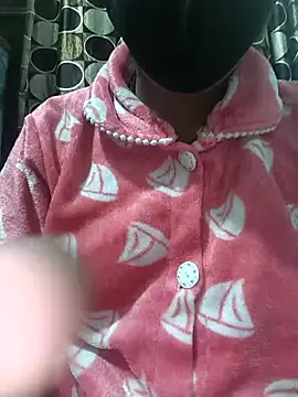 Snapshot of collagesonam chatting on November 18, 2025, 3:32 am collagesonam online show from November 18, 2025, 3:32 am