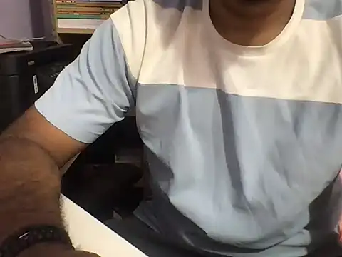 Snapshot of KingCobra_07 chatting on June 12, 2026, 2:53 am KingCobra 07 online show from June 12, 2026, 2:53 am
