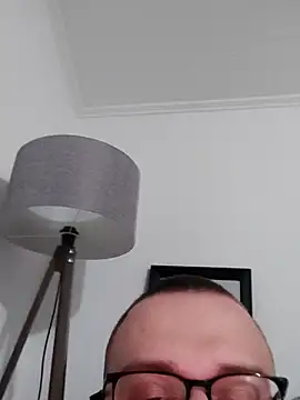 Rayer124 online show from November 29, 2025, 6:35 am