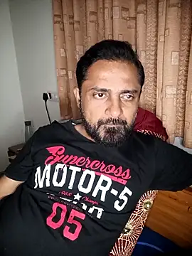 Snapshot of RubyEntity chatting on December 15, 2025, 5:30 pm RubyEntity online show from December 15, 2025, 5:30 pm