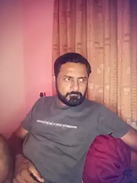 Snapshot of RubyEntity chatting on November 16, 2025, 6:23 pm RubyEntity online show from November 16, 2025, 6:23 pm