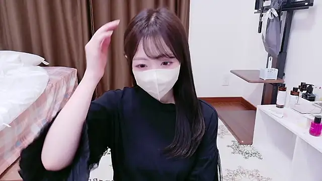 Snapshot of -aotan- chatting on November 24, 2025, 11:43 am -aotan- online show from November 24, 2025, 11:43 am