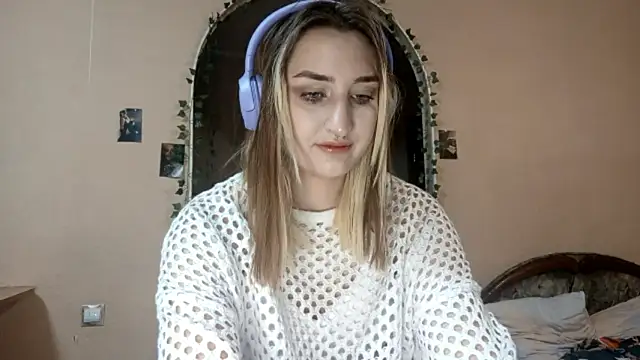 Snapshot of Anabree chatting on November 5, 2025, 9:12 am Anabree online show from November 5, 2025, 9:12 am