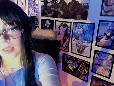 Snapshot of LilithMyers chatting on December 3, 2025, 3:18 am LilithMyers online show from December 3, 2025, 3:18 am