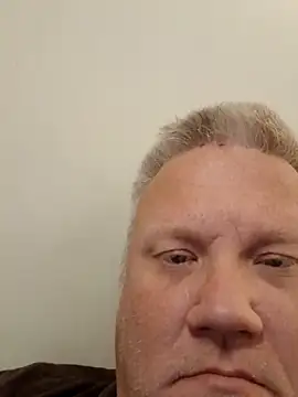 Snapshot of Jbirdb800 chatting on November 5, 2025, 4:21 pm Jbirdb800 online show from November 5, 2025, 4:21 pm