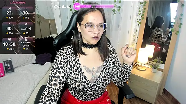 Snapshot of Victoria_Wilde_ chatting on February 3, 2026, 10:53 am Victoria Wilde online show from February 3, 2026, 10:53 am