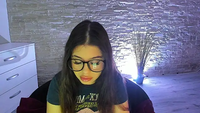 BellaNoir  online show from January 9, 2026, 5:47 am