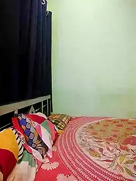 LoveLy-Soneya online show from March 14, 2026, 8:31 am