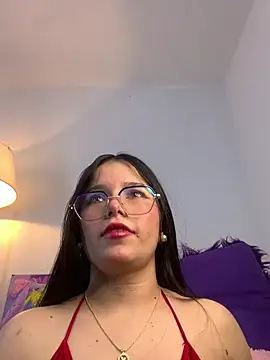 violettabond online show from April 29, 2026, 6:25 pm
