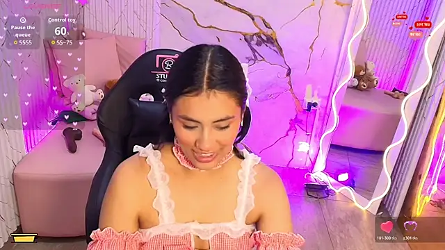 PEACHY TAY online show from May 1, 2026, 12:10 pm