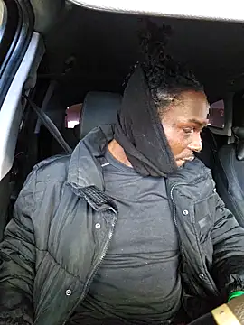 Snapshot of sweet_juicem chatting on November 17, 2025, 11:03 am sweet juicem online show from November 17, 2025, 11:03 am