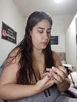 nahiarabiel33 online show from June 7, 2026, 5:29 pm