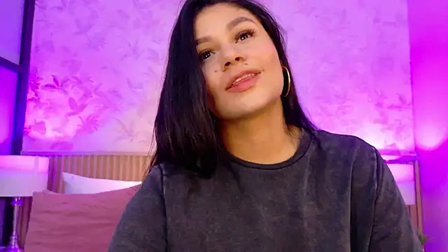 Snapshot of ValeriaMonet chatting on May 22, 2026, 7:56 pm ValeriaMonet online show from May 22, 2026, 7:56 pm