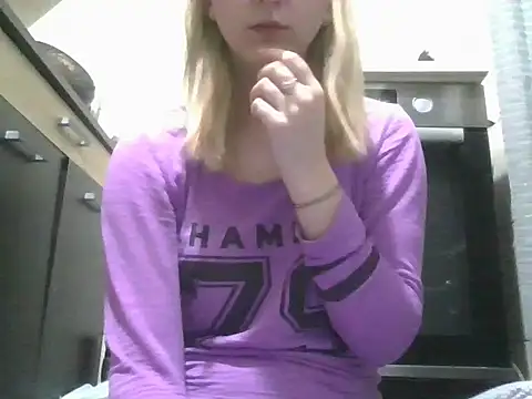 Snapshot of dirty_sasha00 chatting on December 15, 2025, 3:45 am dirty sasha00 online show from December 15, 2025, 3:45 am