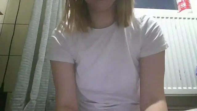 Snapshot of dirty_sasha00 chatting on April 18, 2026, 2:47 am dirty sasha00 online show from April 18, 2026, 2:47 am
