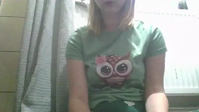 Snapshot of dirty_sasha00 chatting on May 21, 2026, 3:15 am dirty sasha00 online show from May 21, 2026, 3:15 am