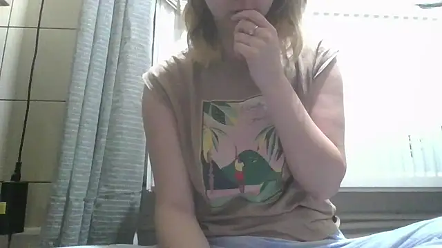 Snapshot of dirty_sasha00 chatting on May 2, 2026, 2:39 am dirty sasha00 online show from May 2, 2026, 2:39 am