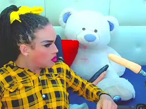 NharaBigCock online show from January 7, 2026, 8:25 pm