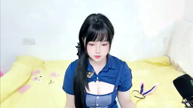 Snapshot of Nina37 chatting on March 10, 2026, 11:25 am Nina37 online show from March 10, 2026, 11:25 am