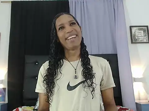 Snapshot of MiaCoock chatting on November 24, 2025, 12:38 pm MiaCoock online show from November 24, 2025, 12:38 pm