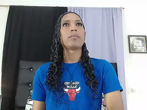 Snapshot of MiaCoock chatting on November 12, 2025, 12:31 pm MiaCoock online show from November 12, 2025, 12:31 pm