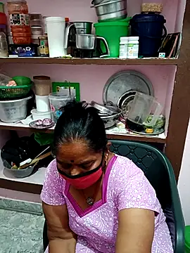 Snapshot of savithasree chatting on March 14, 2026, 6:41 am savithasree online show from March 14, 2026, 6:41 am