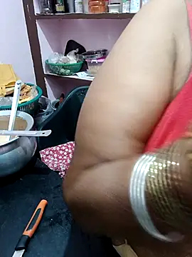 Snapshot of savithasree chatting on March 8, 2026, 2:04 am savithasree online show from March 8, 2026, 2:04 am