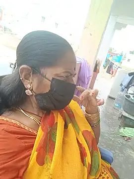 Snapshot of savithasree chatting on May 14, 2026, 8:22 am savithasree online show from May 14, 2026, 8:22 am