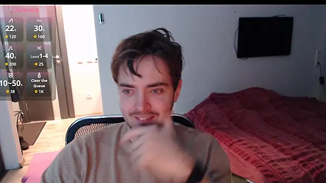 Snapshot of lucky_swimmer chatting on December 5, 2025, 3:10 pm lucky swimmer online show from December 5, 2025, 3:10 pm