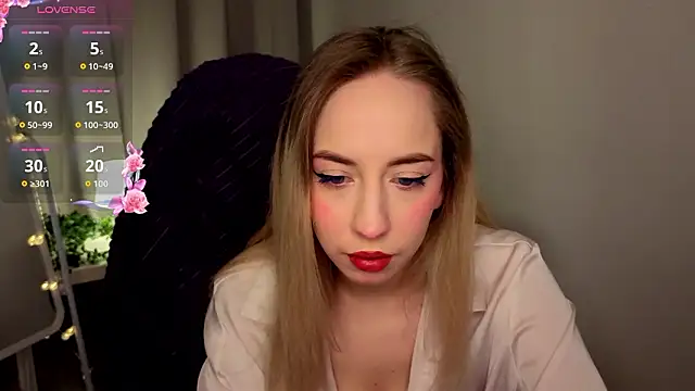 IsabelleBliz online show from February 4, 2026, 10:05 pm