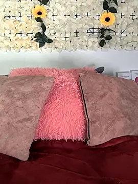 Snapshot of Lorenaa1 chatting on November 14, 2025, 10:13 pm Lorenaa1 online show from November 14, 2025, 10:13 pm