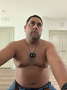 Snapshot of GoldenTemptation chatting on January 17, 2026, 4:21 pm GoldenTemptation online show from January 17, 2026, 4:21 pm