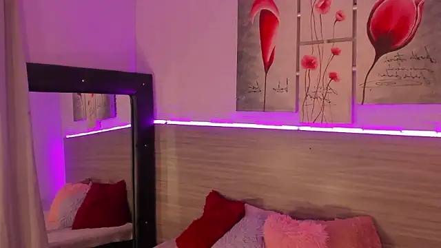 Snapshot of Taylor_walton chatting on February 12, 2026, 12:27 pm Taylor walton online show from February 12, 2026, 12:27 pm