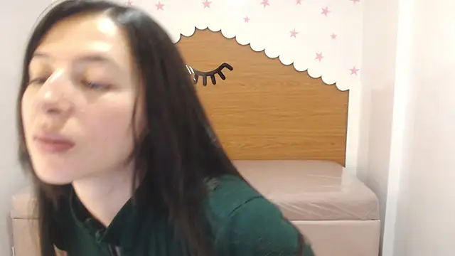 scarlett percy t online show from March 20, 2026, 7:26 pm