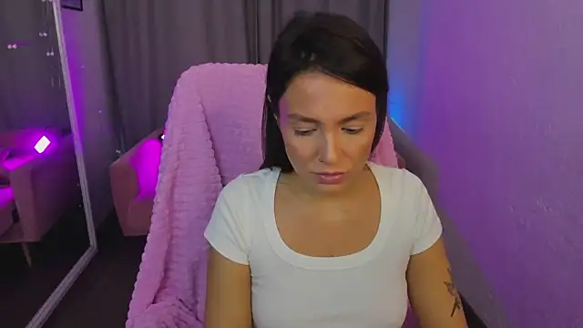 Snapshot of Naila_Whisper chatting on November 8, 2025, 2:09 pm Naila Whisper online show from November 8, 2025, 2:09 pm