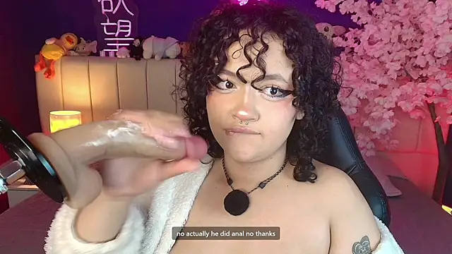  sarahRose online show from May 16, 2026, 4:44 am
