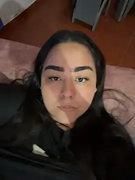 loly clover online show from December 21, 2025, 11:45 am