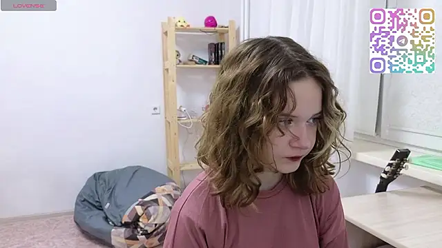 Snapshot of AlissaGerardo chatting on February 24, 2026, 6:20 pm AlissaGerardo online show from February 24, 2026, 6:20 pm