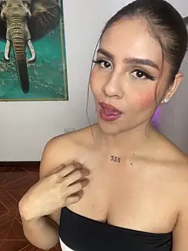 alisaa jhons1 online show from February 17, 2026, 9:23 pm