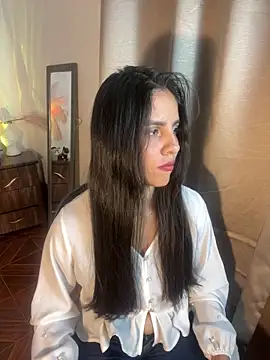 alisaa jhons1 online show from April 22, 2026, 2:18 am