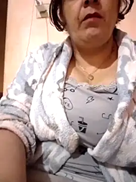 Snapshot of Viiictoriaa chatting on November 5, 2025, 2:20 pm Viiictoriaa online show from November 5, 2025, 2:20 pm