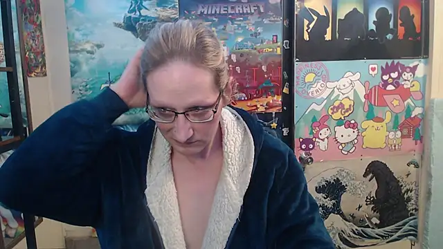 Savanah Banana  online show from March 8, 2026, 10:29 am