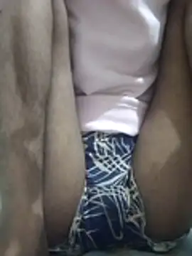 Isha kumari 69 online show from November 19, 2025, 3:45 pm