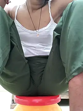 Snapshot of Isha_kumari_69 chatting on March 14, 2026, 4:40 am Isha kumari 69 online show from March 14, 2026, 4:40 am