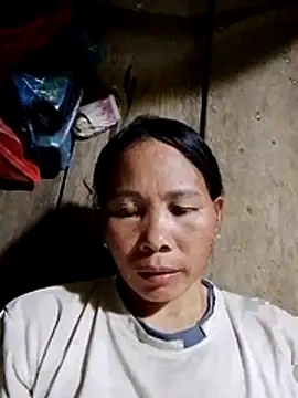 Snapshot of Ana_hoa chatting on July 13, 2026, 12:37 pm Ana hoa online show from July 13, 2026, 12:37 pm